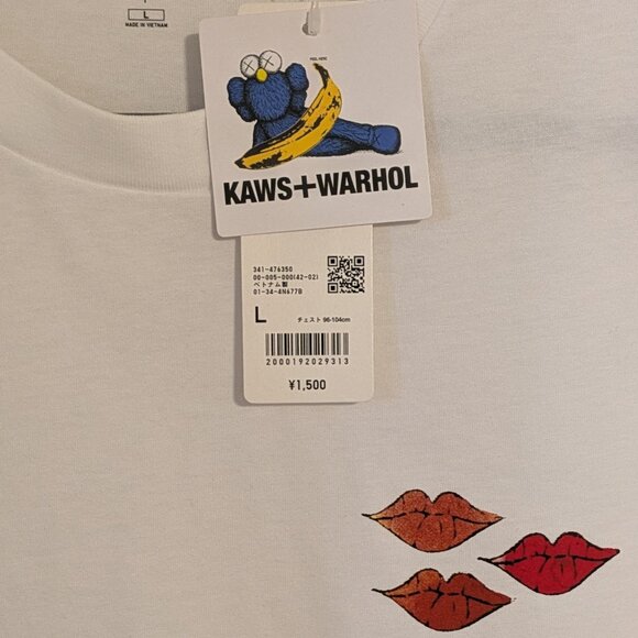 Uniqlo Kaws + Warhol T-Shirt - Picture 3 of 4